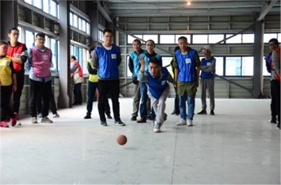 利来w66检测掷球比赛